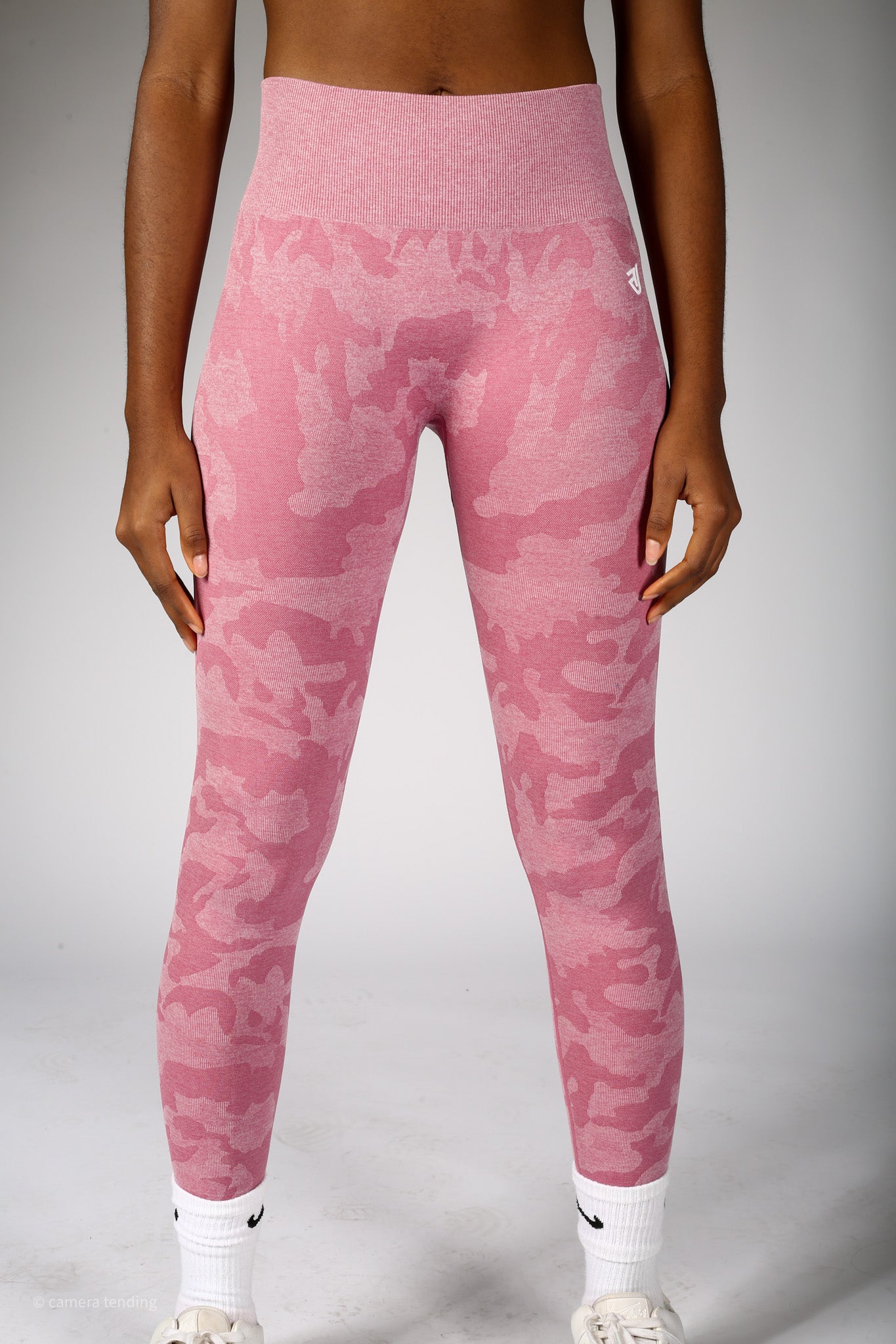 PINK CAMO SEAMLESS LEGGINGS